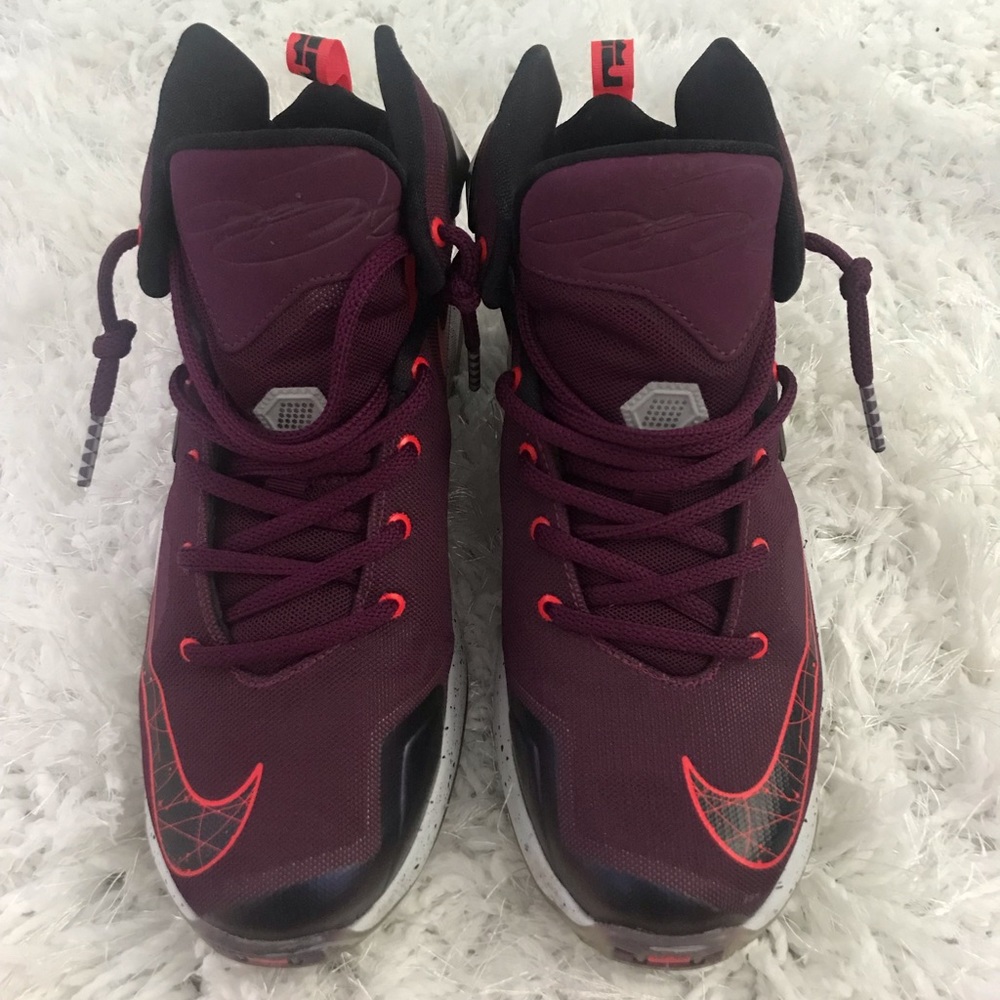 Nike LaBron 13